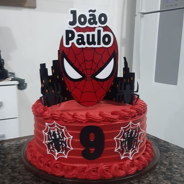 Bolo decorado do Célio Eventos