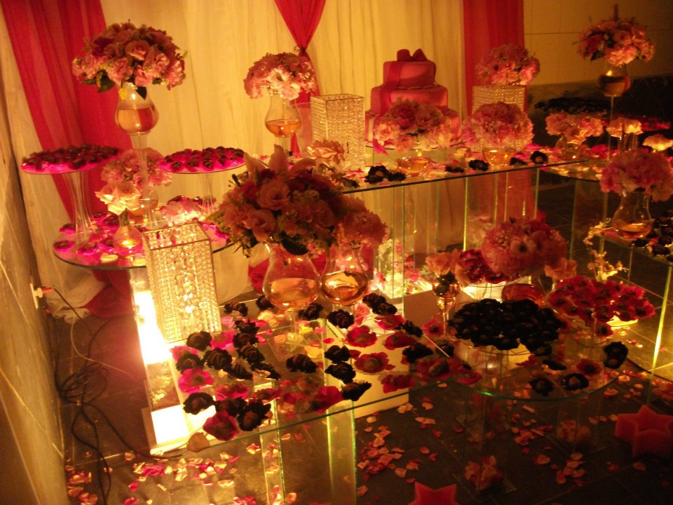Mesa de buffet montada pelo Célio Eventos